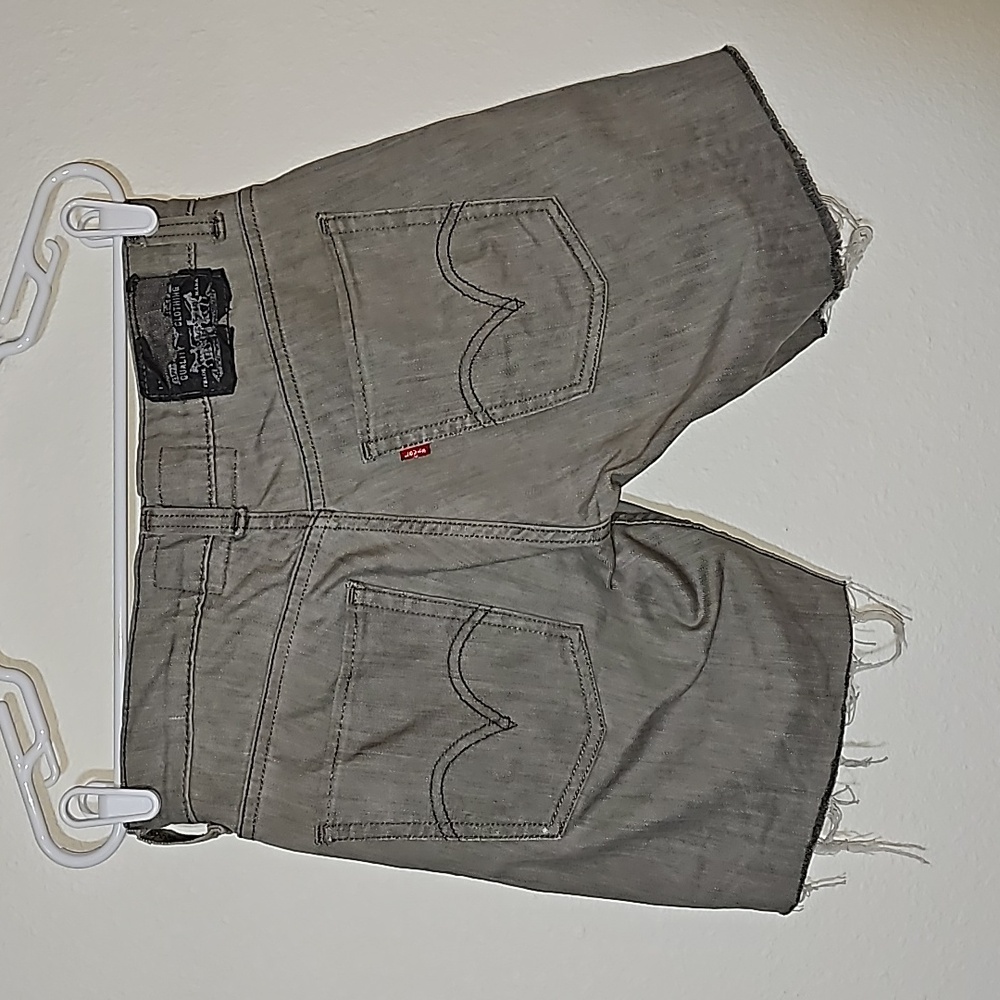 VTG Levi's 511 Skinny Slim Cutoffs Shorts Bermuda Jorts Distressed Hem Gray‎ 28 - Picture 2 of 11